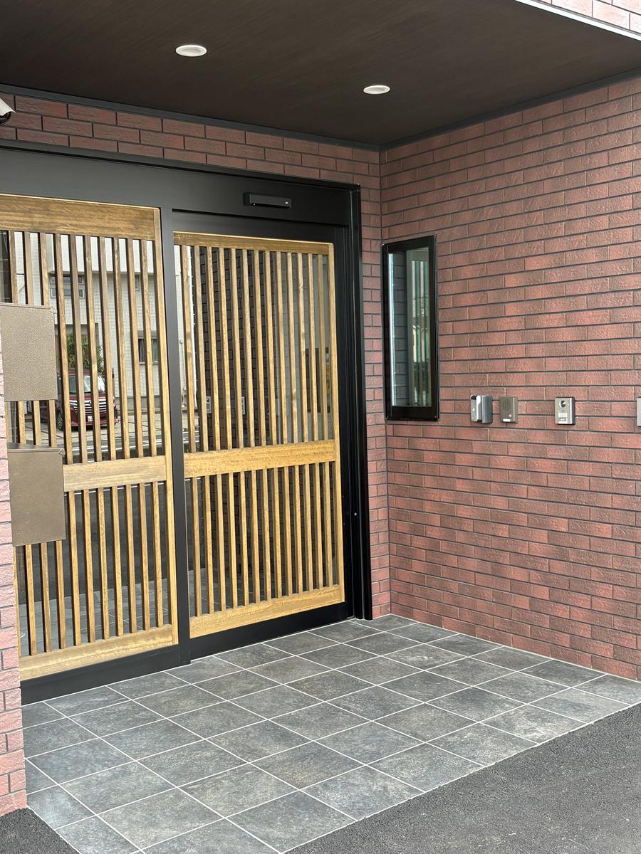 ソラリス東海 のエントランス